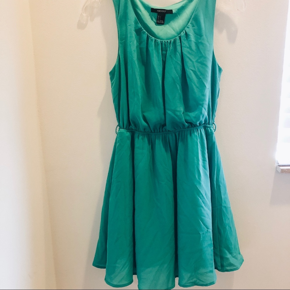 Green dress with elastic waist